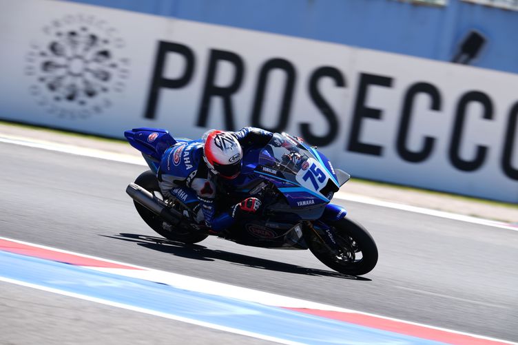 A TRIO FOR THE TURK: Oncu holds on after late red flag for third