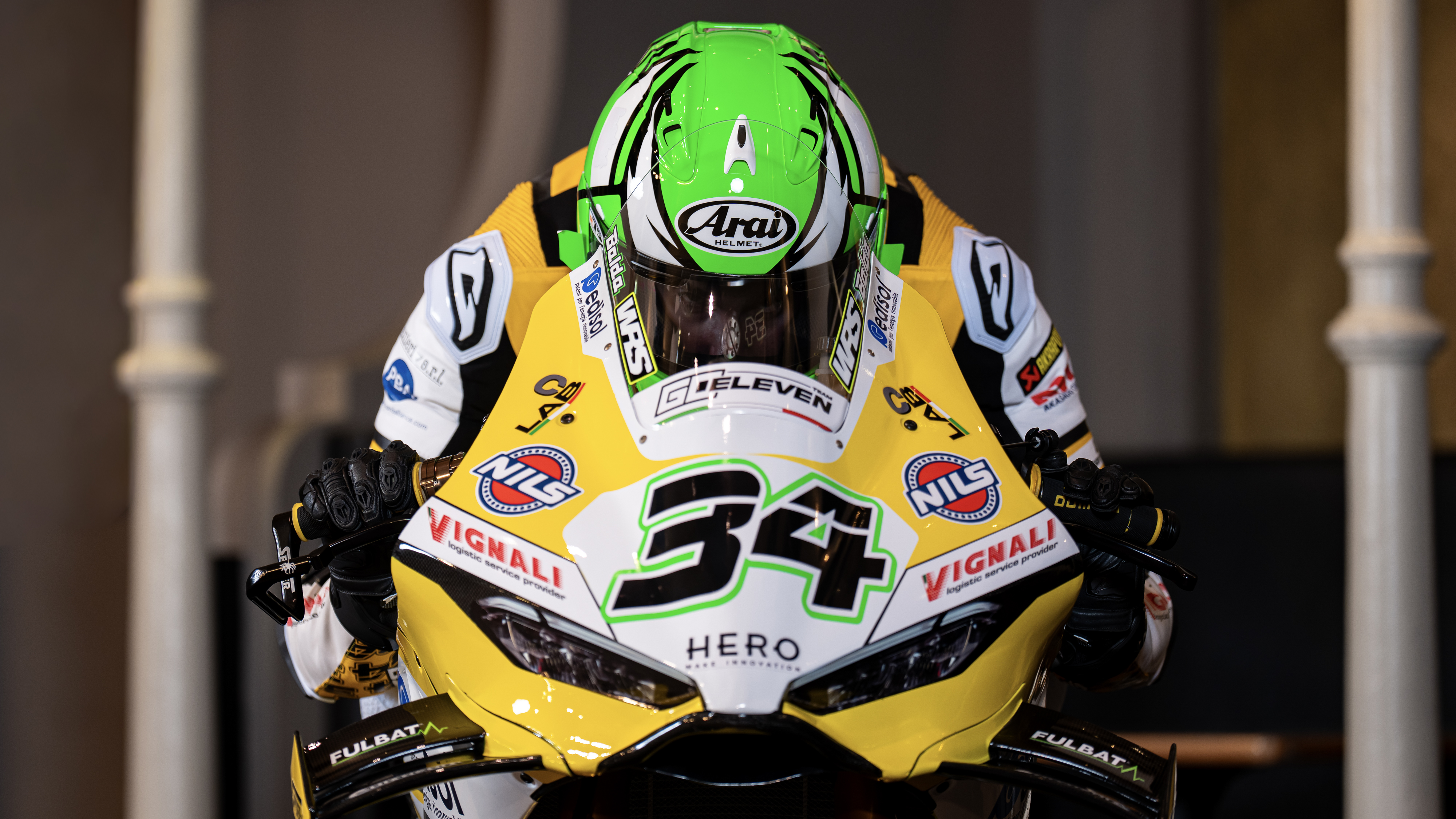 Nuova livrea gialla per la Ducati del Team GoEleven, con Baldassarri in ...