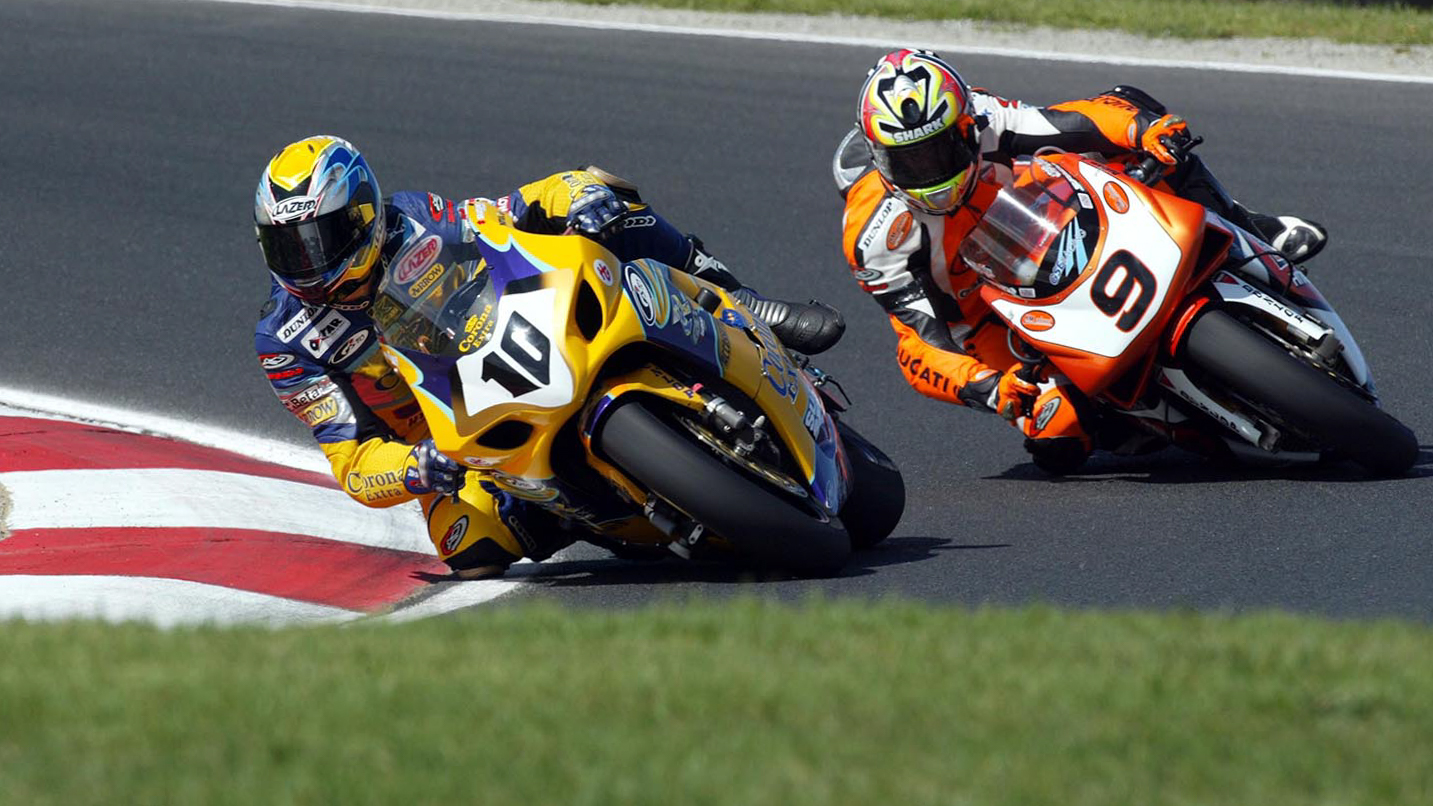 CLASSIC LIVERIES: the Alstare Racing WorldSBK history by pictures