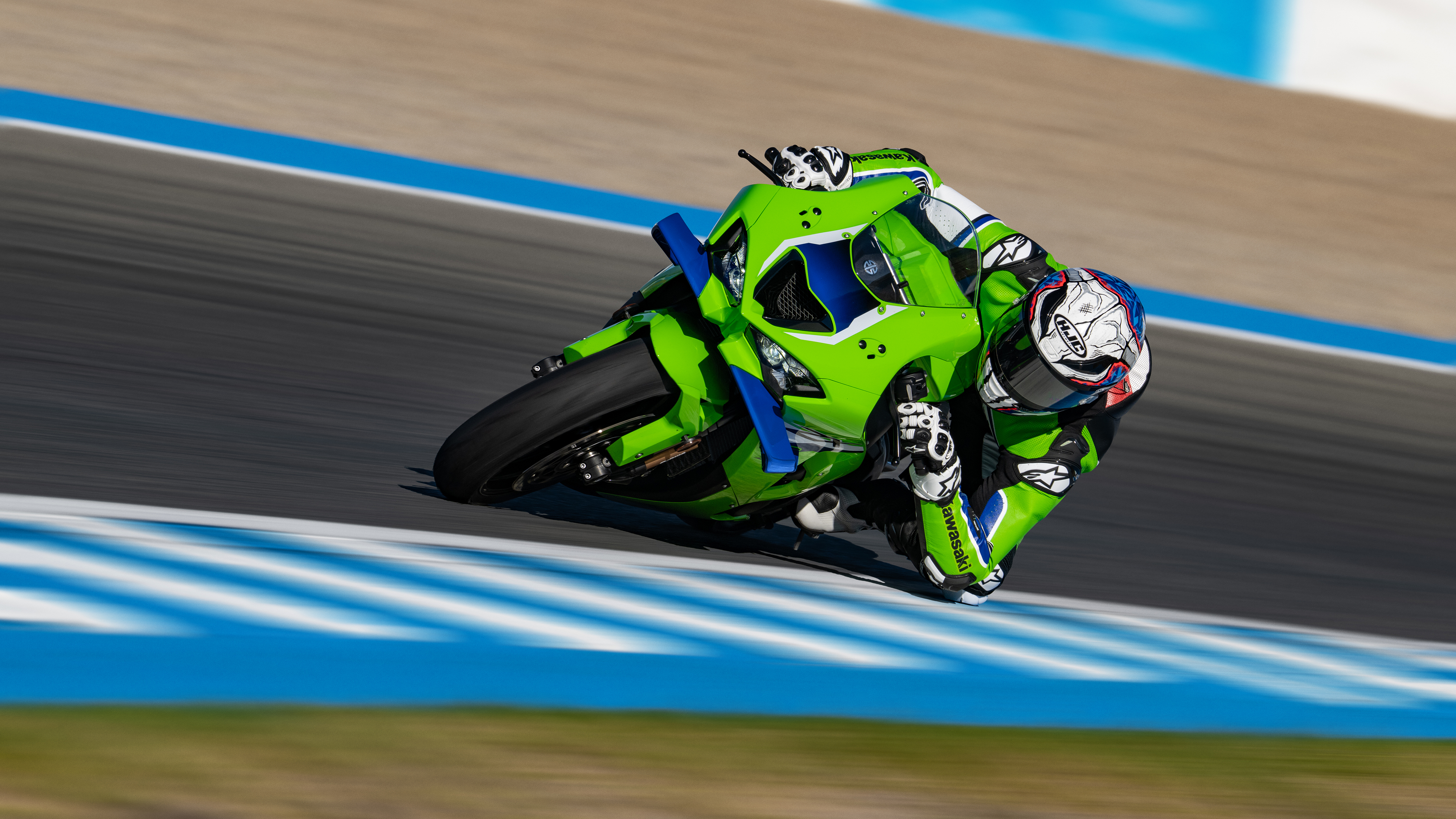 BANGKING 　ろん NEW & IMPROVED NINJA: Take a first look at Kawasaki's upgraded
