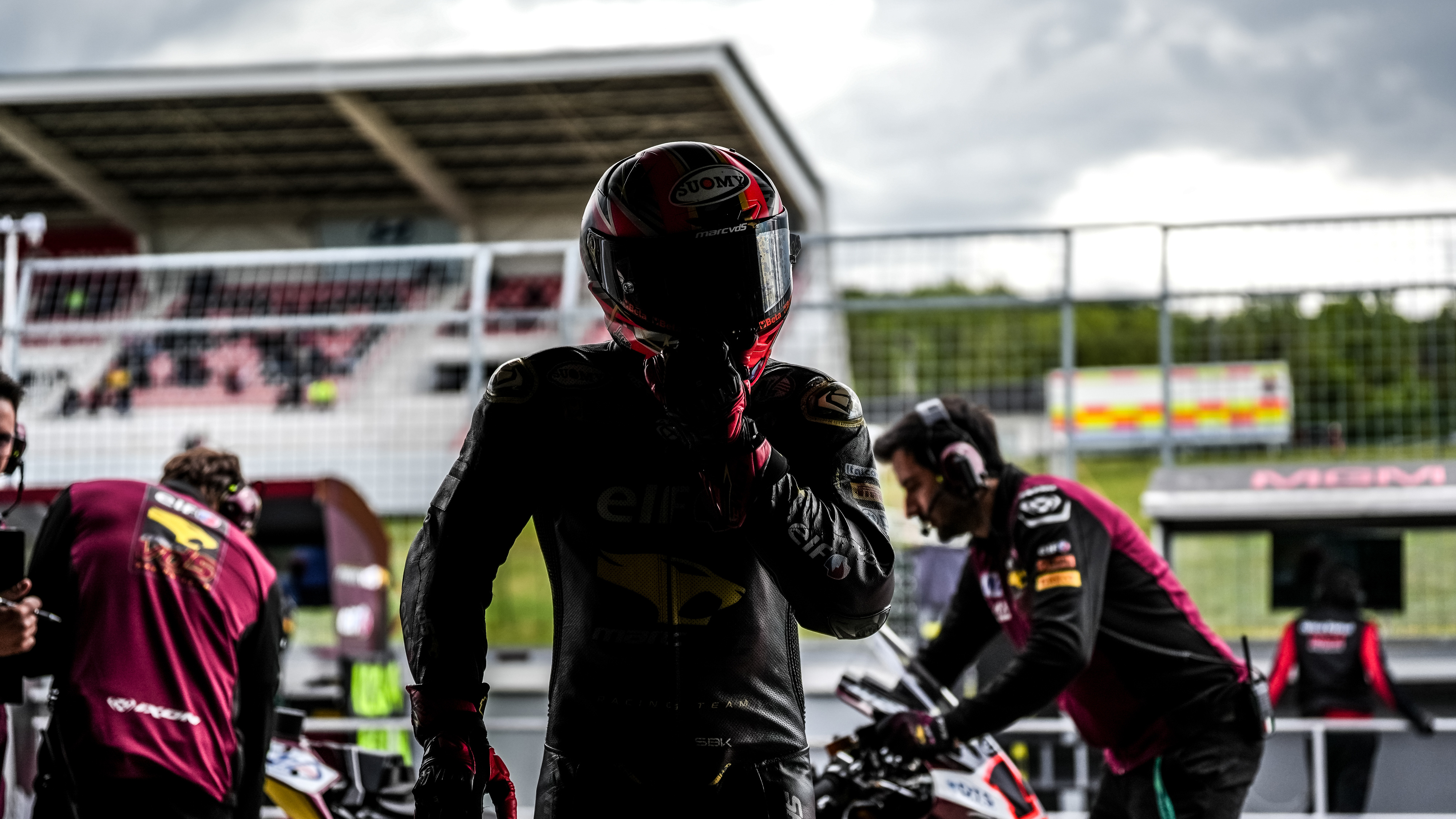 Curated visual reference: 2026 Afternoon Ambiance Reference: Watch Sam Lowes Avisa A Sus Rivales Por La Tarde