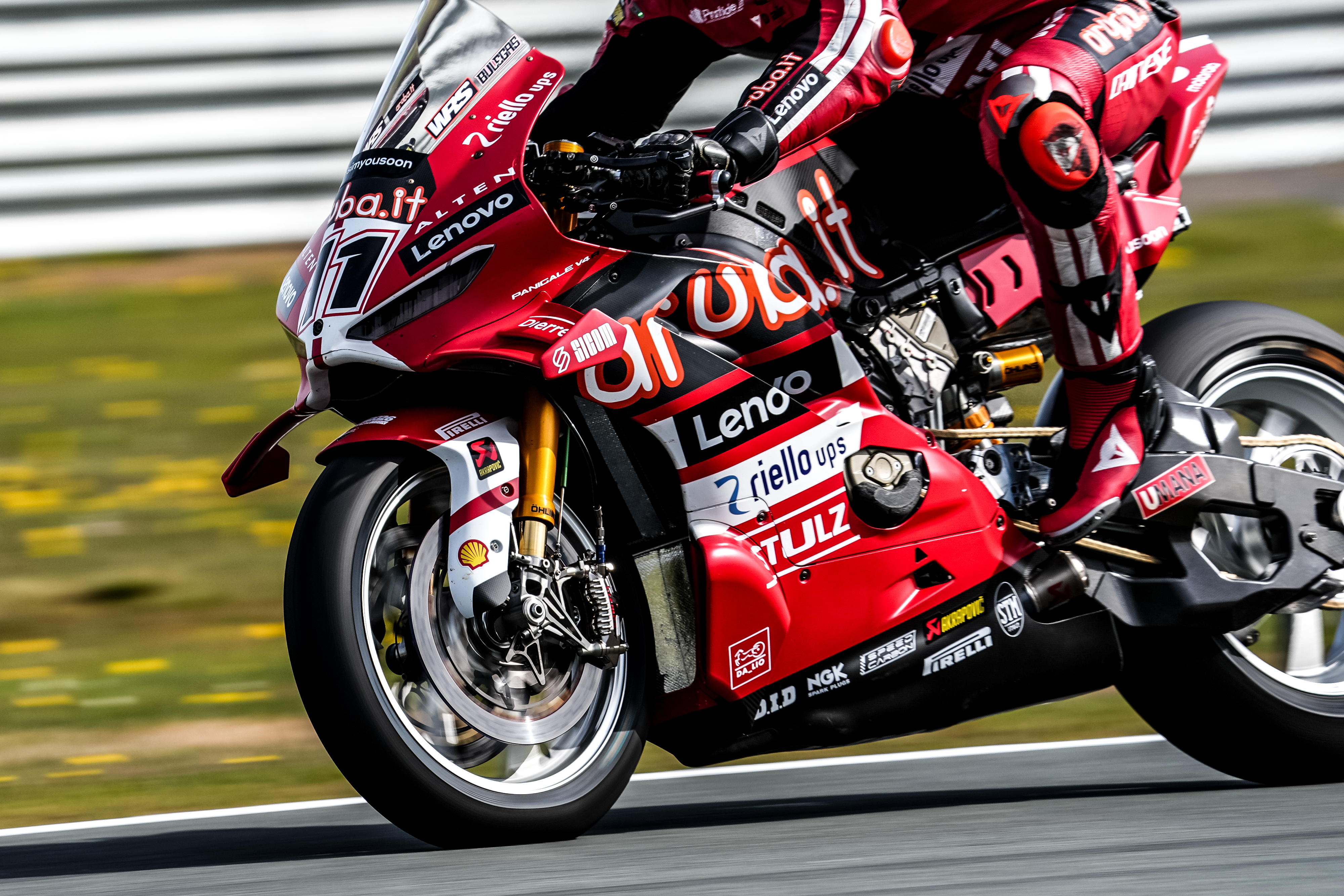 BRAKING IN DETAIL: Brembo provide data insights as Bulega and Debise break down Estoril