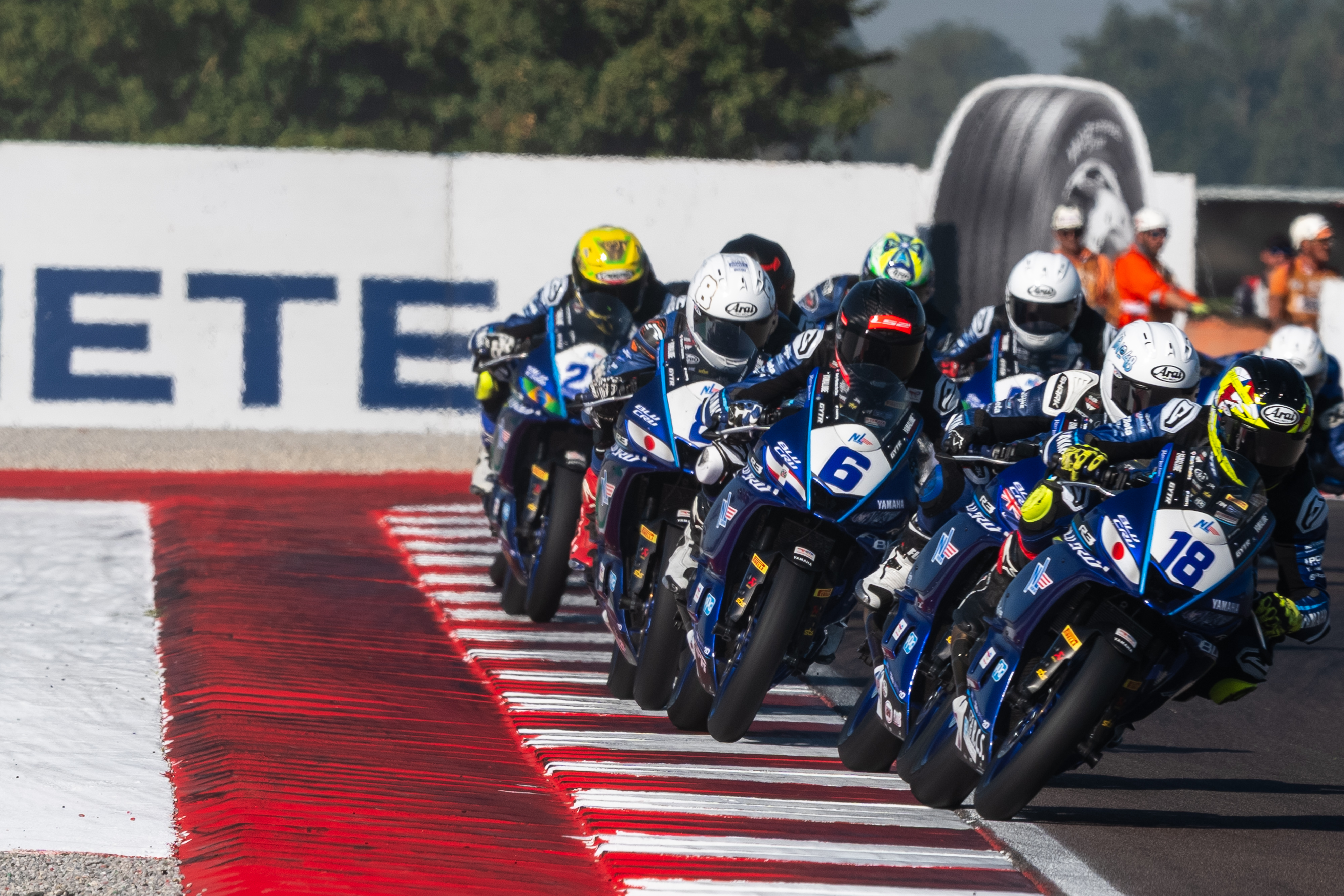 Cru FIM Yamaha R3 BLU CRU World Cup set for championship showdown at Estoril